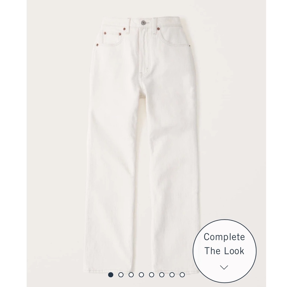 NWT - Abercrombie & Fitch Curve Love Ultra High Rise Ankle Straight Jean!